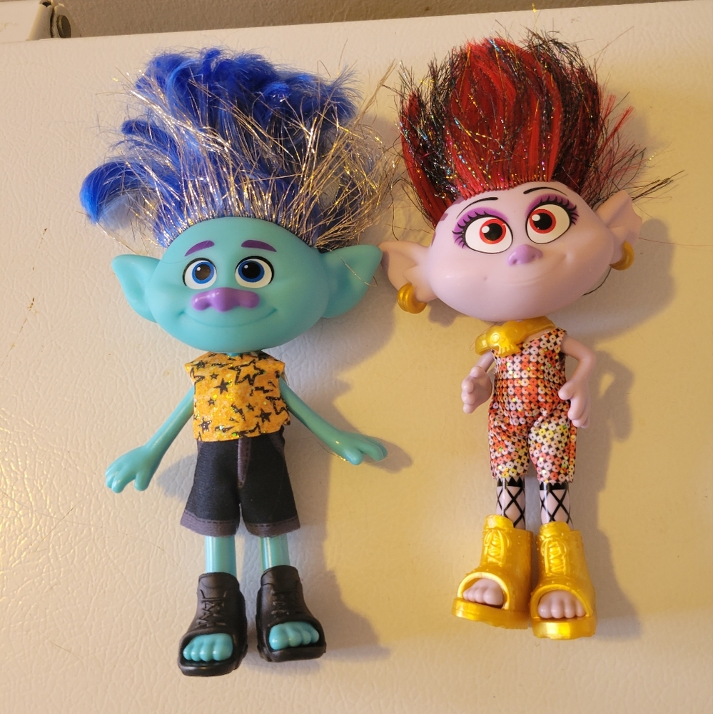 Dreamworks Trolls Stylin Barb and Branch Dolls